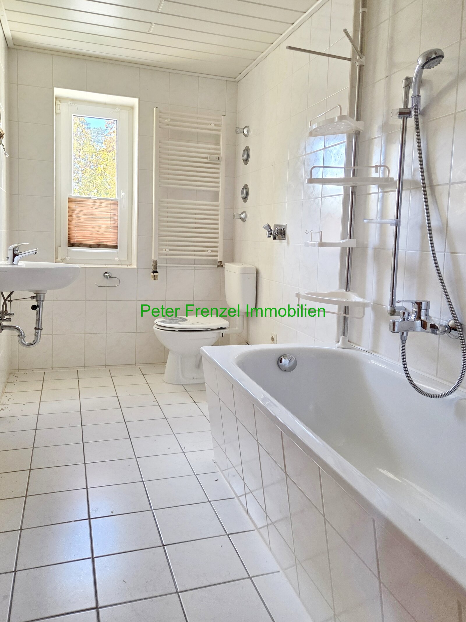 gepflegte Wohnanlage - 2 MFH - kernsaniert - 7,56 % Sollrendite