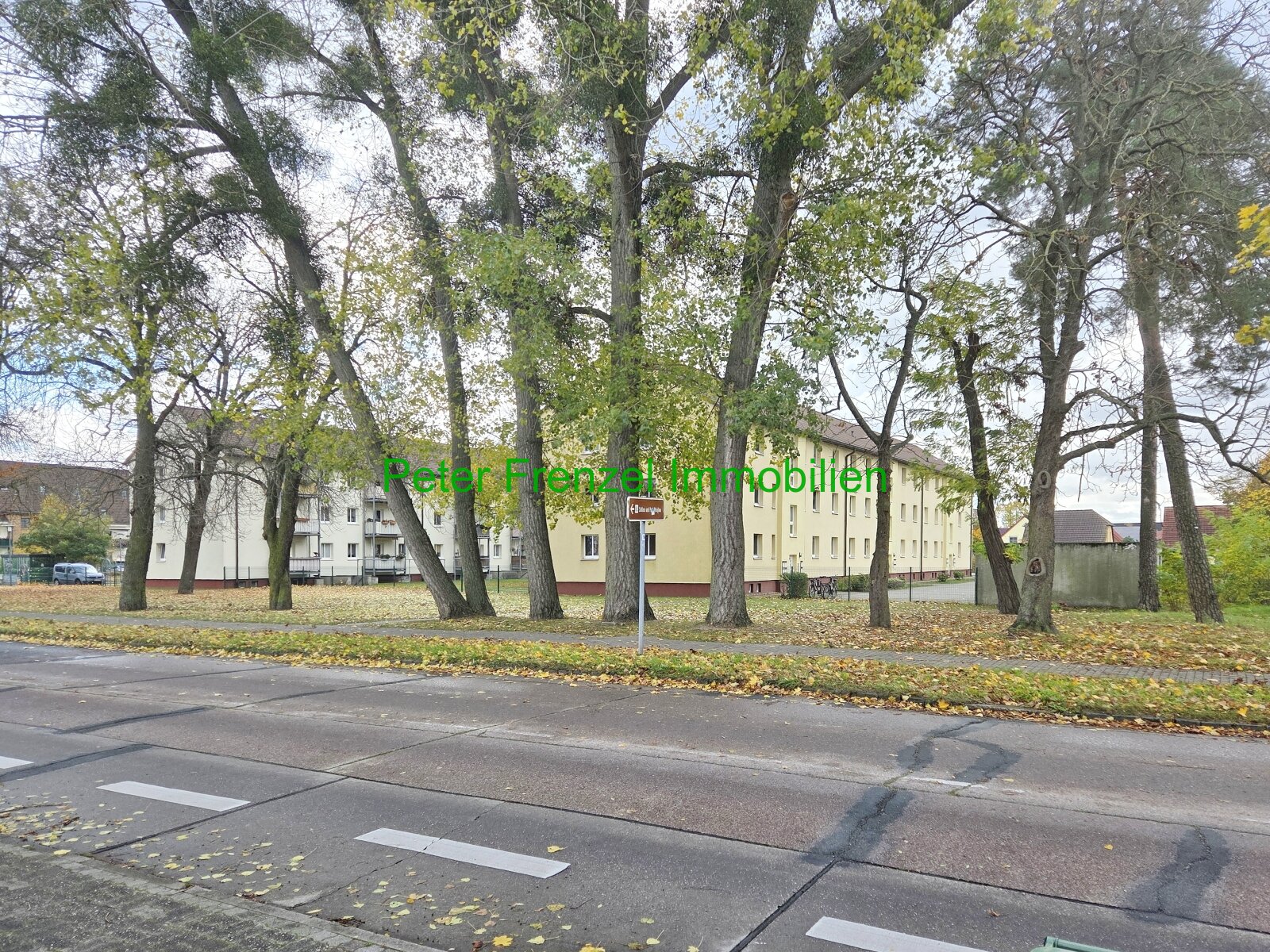 gepflegte Wohnanlage - 2 MFH - kernsaniert - 7,56 % Sollrendite