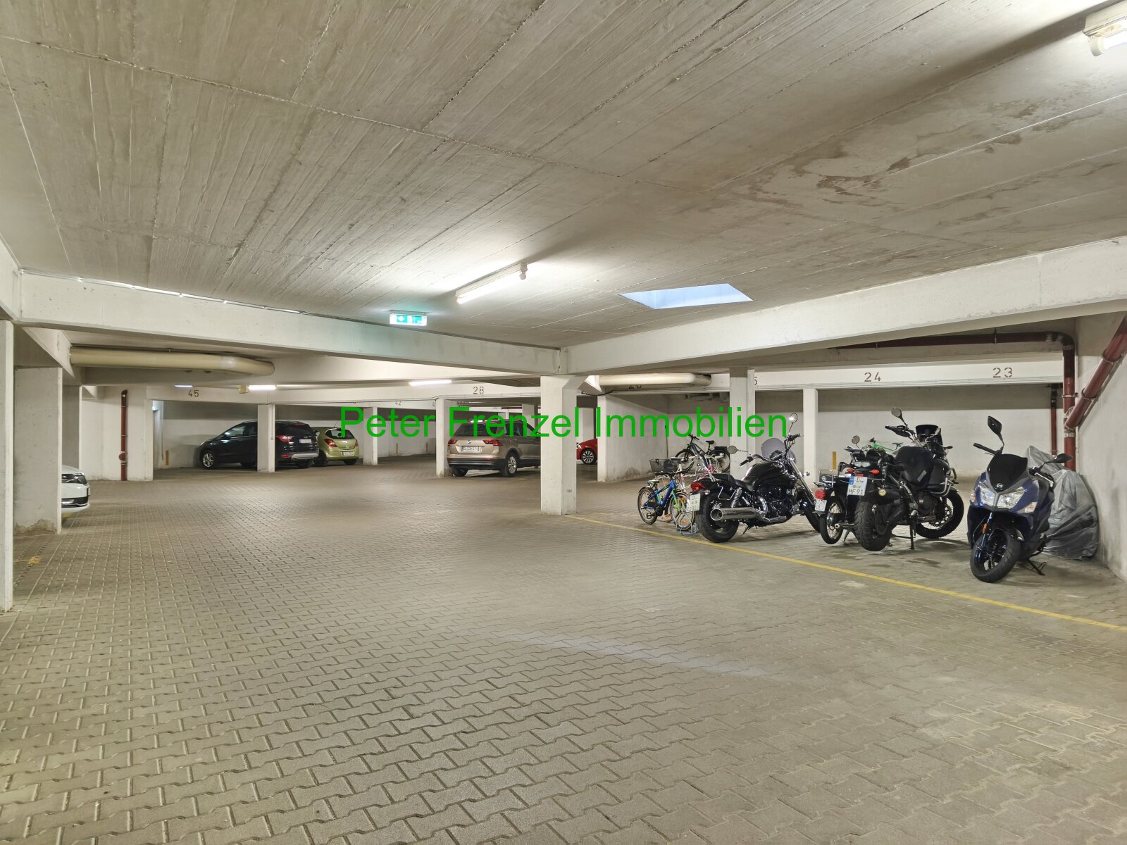 Tiefgarage Tiefgarage