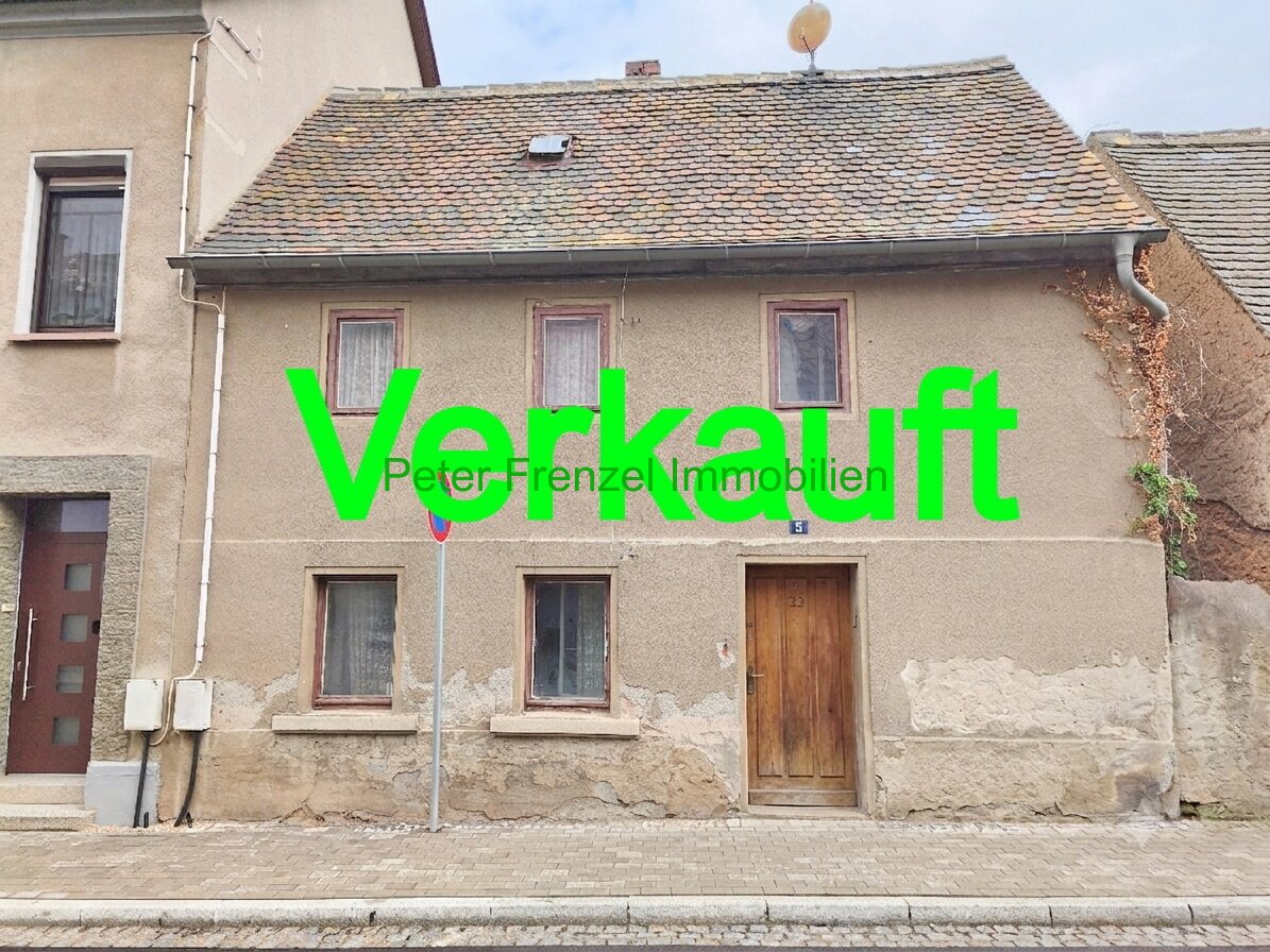 Komplettberäumung - Komplettentkernung - Komplettsanierung - Stadthaus mit Potential 